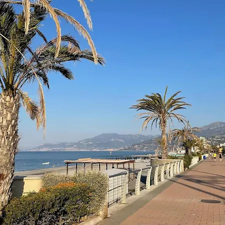 Apartment Casa Mediterraneo On The - Sea View, Garage, Wi-fi, Air Conditioning *