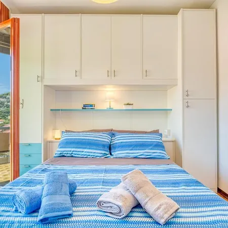 Casa Mediterraneo On The - Sea View, Garage, Wi-fi, Air Conditioning Apartment Bordighera