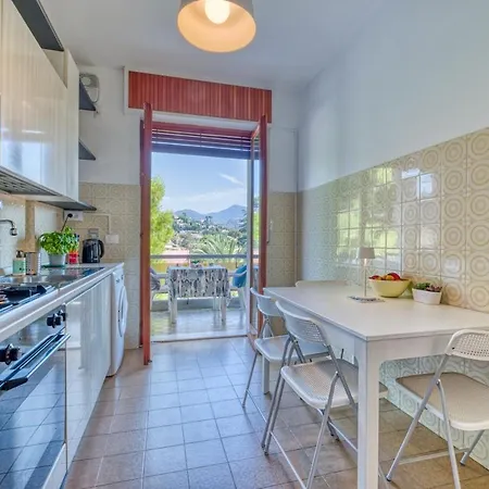 Apartment Casa Mediterraneo On The - Sea View, Garage, Wi-fi, Air Conditioning